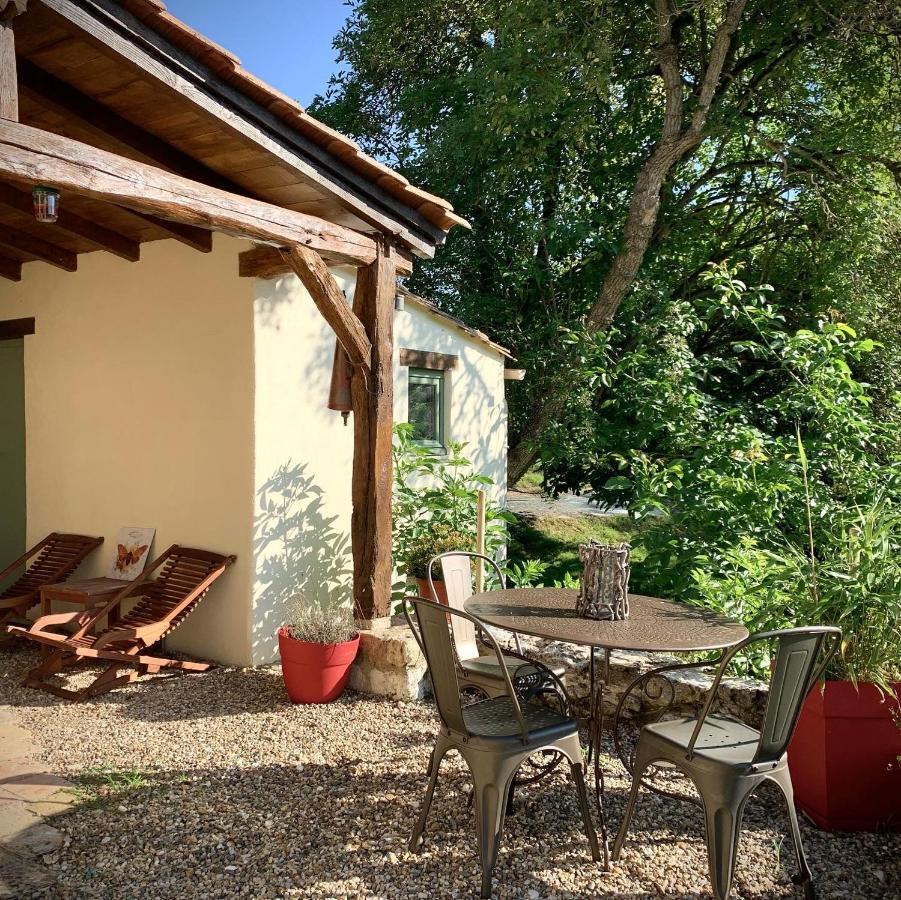 Gîte la canopée à Duras - Piscine Extérieur photo