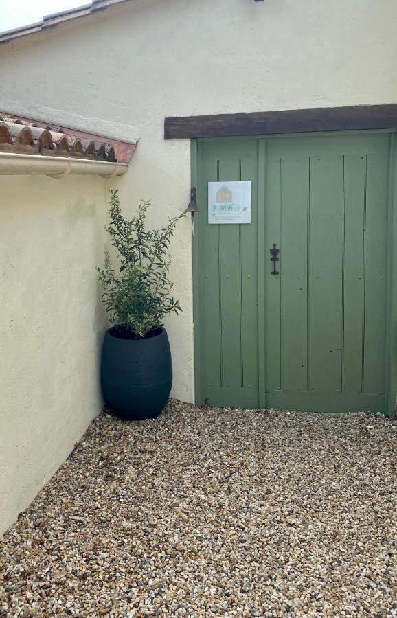 Gîte la canopée à Duras - Piscine Extérieur photo